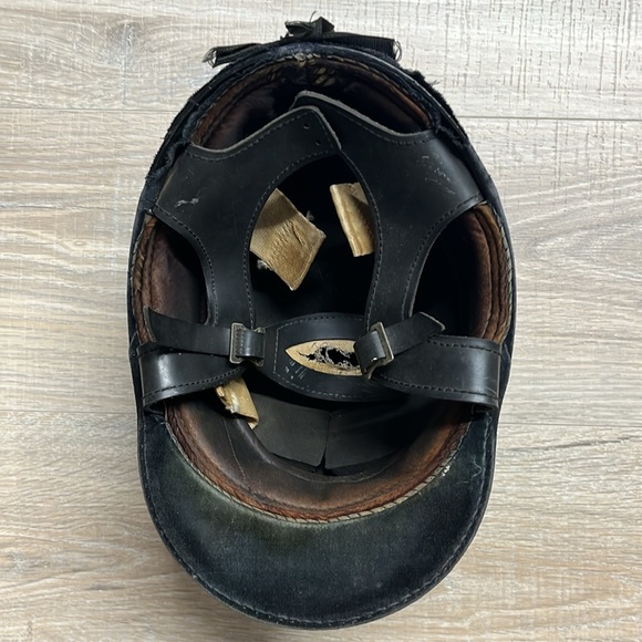 Vintage horseback riding helmet. - Picture 2 of 9